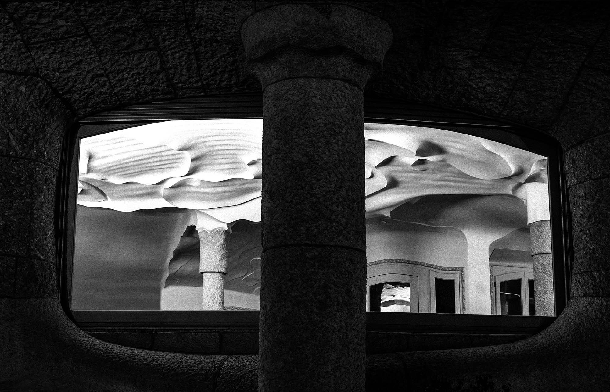 Views Of A Stone Sea,gaudí,jujol,lapedrera