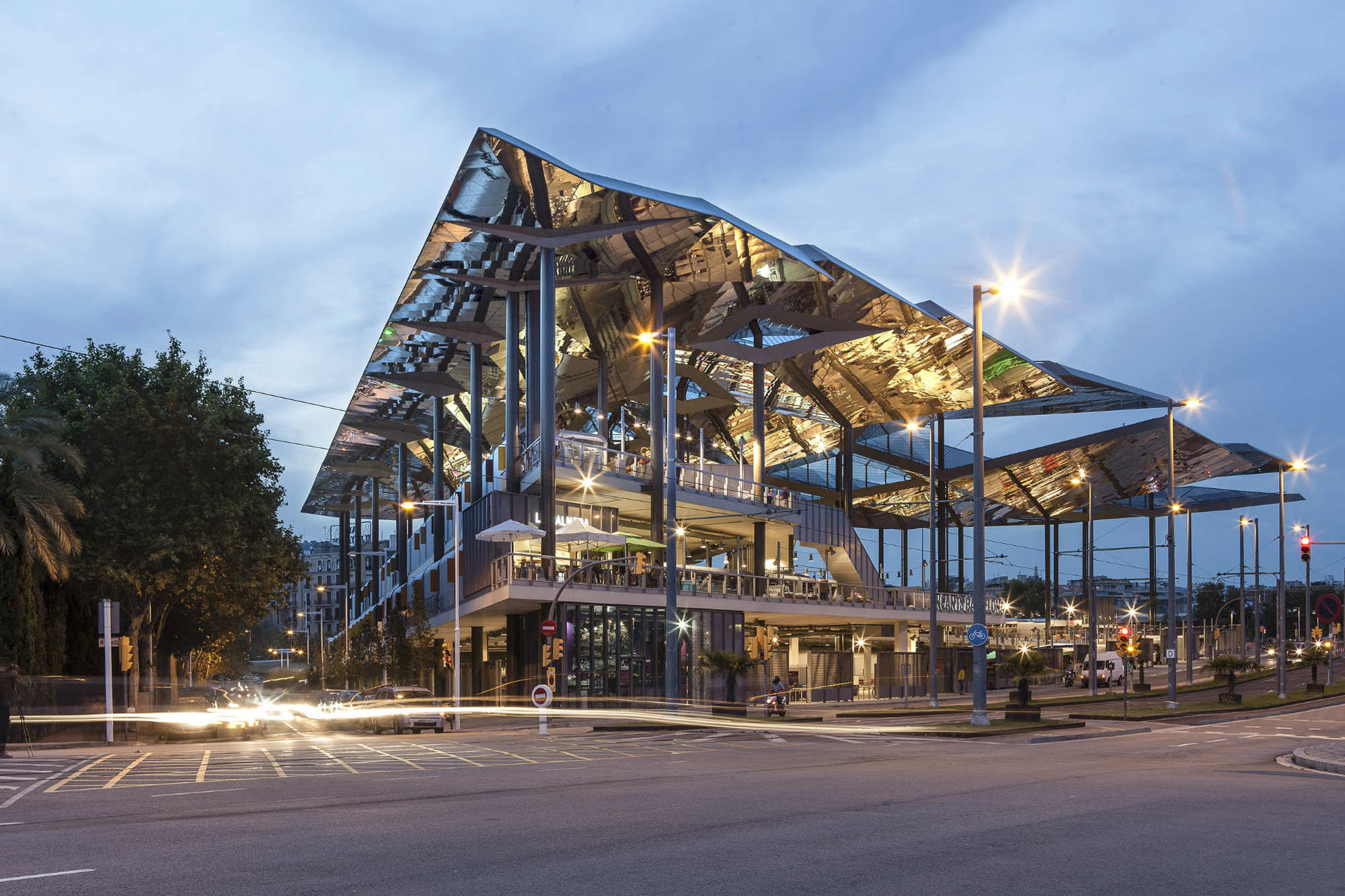 Barcelona Flea Market, Public Space,architecture, Mirrors, Glories, B720 Architetcs, Fermin Vazquez, Rafaelvargas Photo